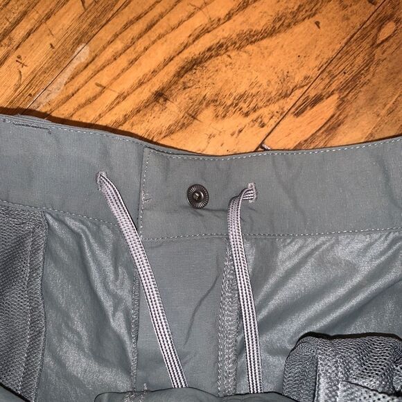 The North Face Nylon Zip off Pants to shorts sz 2 - Picture 5 of 14